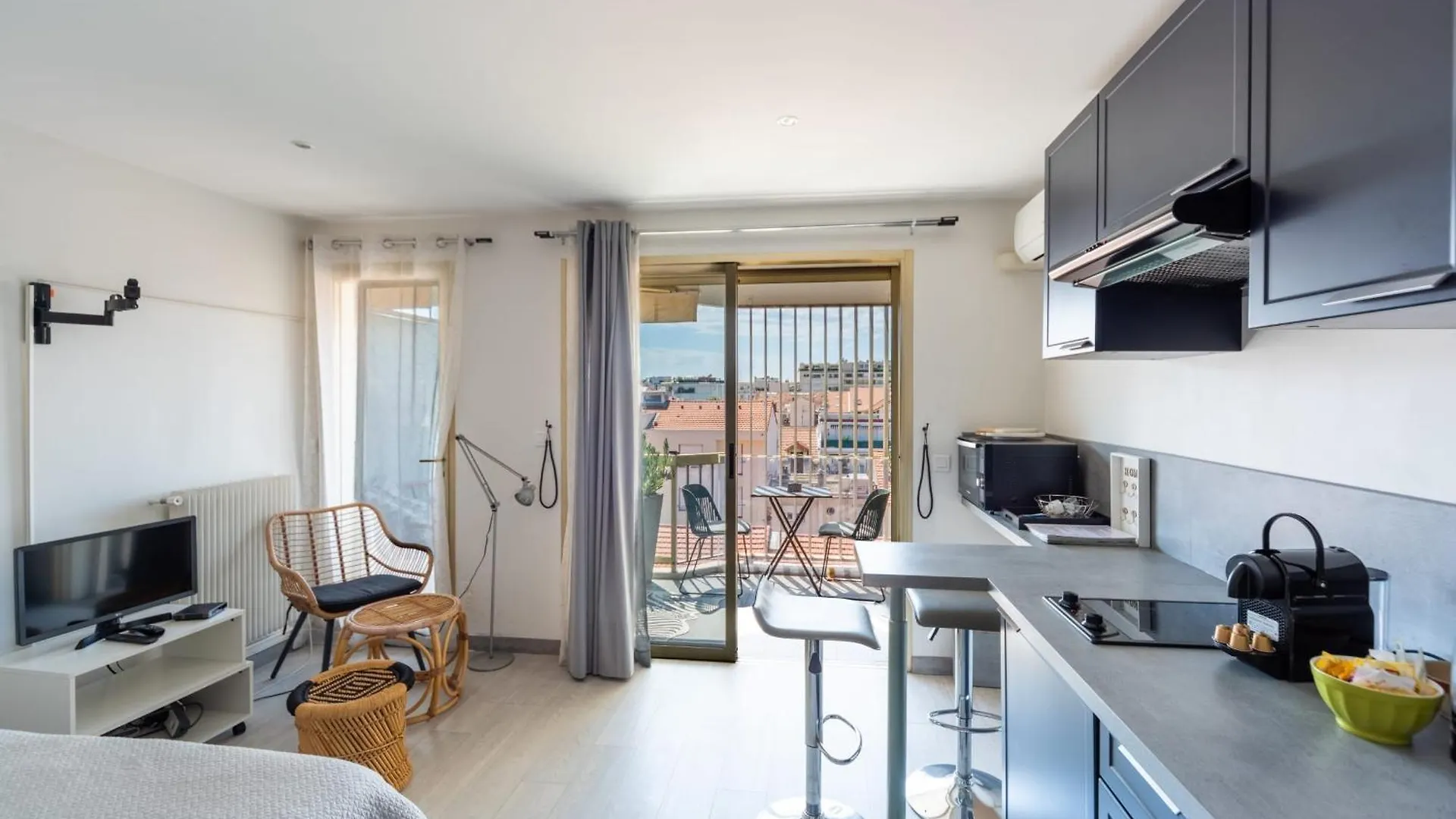 Le Mimosas - Studio Cannes Centre - Vue Mer Terrasse Wifi Climatisation France